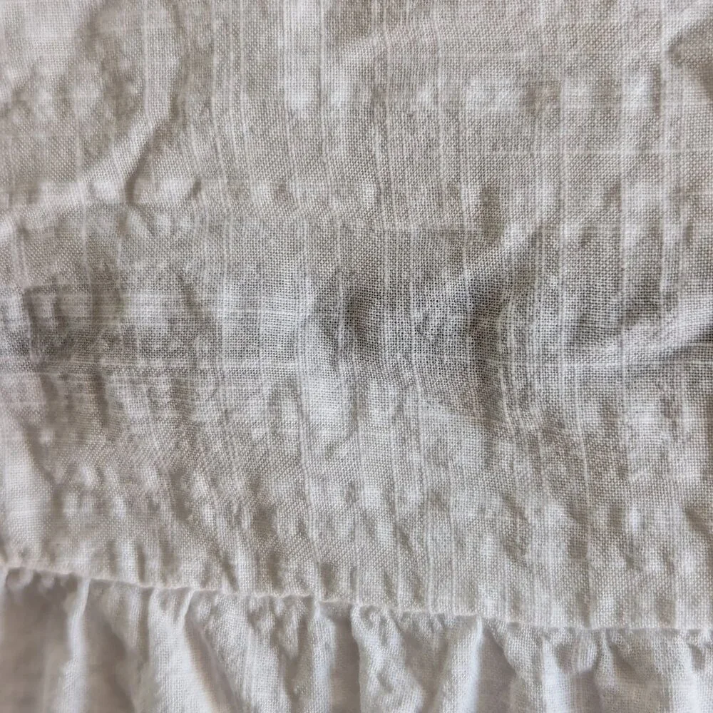 Lauren Conrad White Button Up Bishop Sleeve Blouse with Lace Sleeve Detail - L - Picture 4 of 9